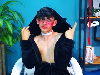 Pictures anal DylanRoberts