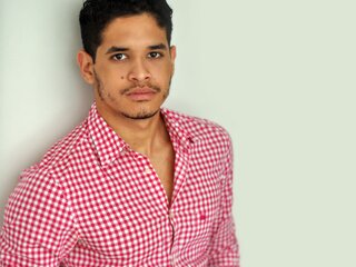 Nude online MateoDane